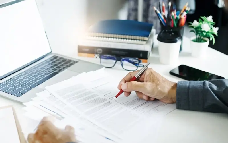 Czy radca prawny to to samo co adwokat?