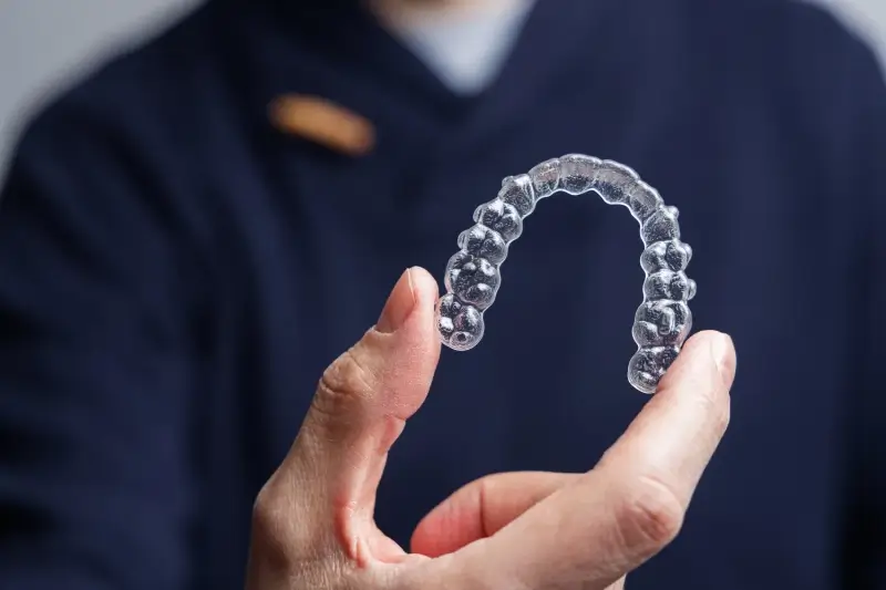 Nakładki Invisalign czy warto?